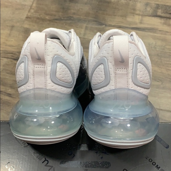 WMNS NIKE AIR MAX 720 Vast Grey/Wolf Grey - Picture 5 of 16
